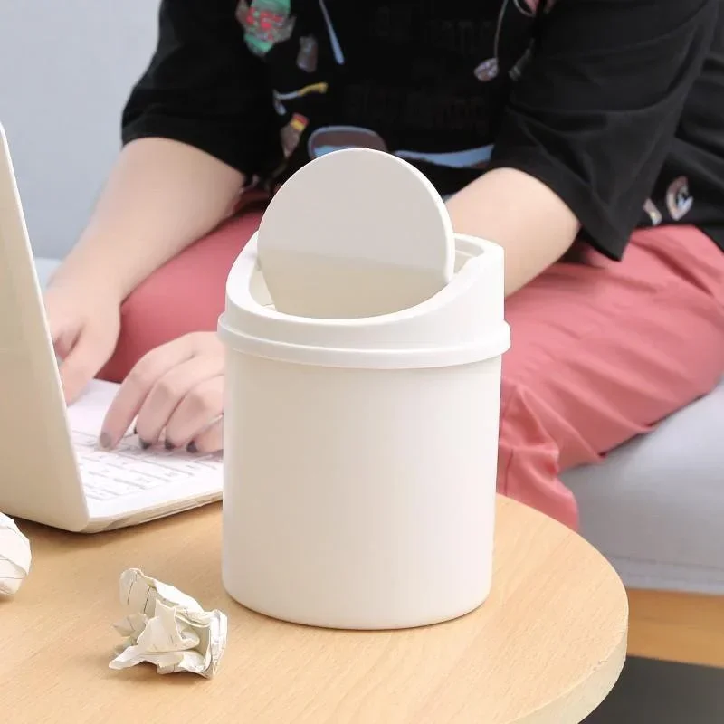 Mini Desktop Trash Can with Li - Compost Bin recension och pris